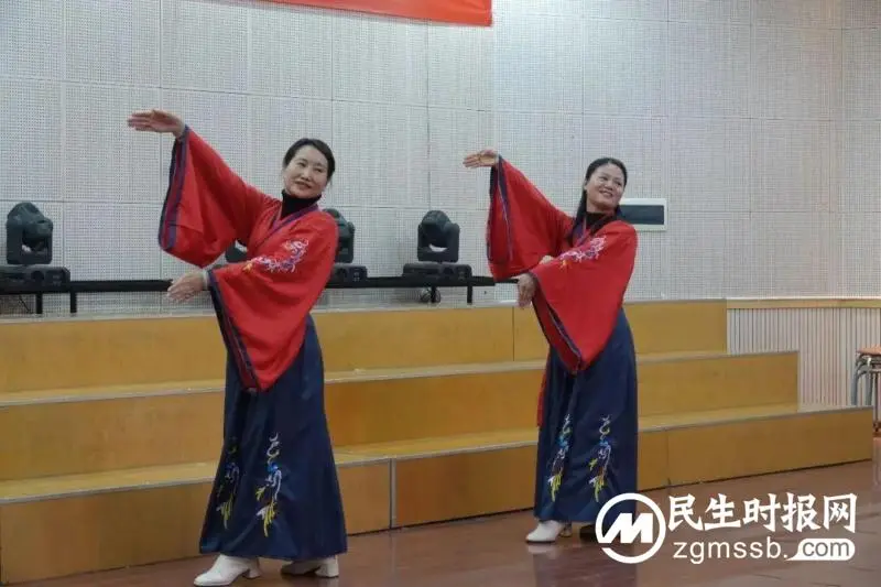 湘潭市二中2024年离退休教师迎新茶话会