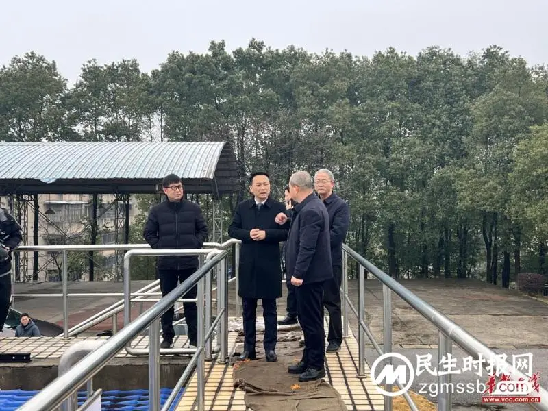 湘潭县委副书记、县长王利到京湘供水进行春节慰问