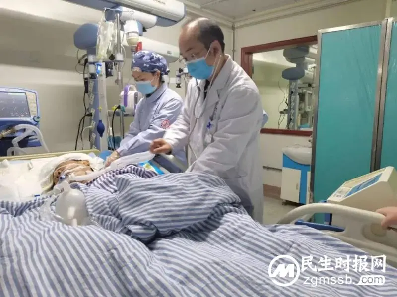 春节我在岗:坚守“医”线,为生命守岁 春节我在岗:坚守“医”线,为生命守岁