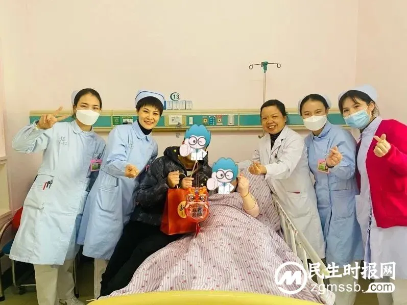 春节我在岗:坚守“医”线,为生命守岁 春节我在岗:坚守“医”线,为生命守岁