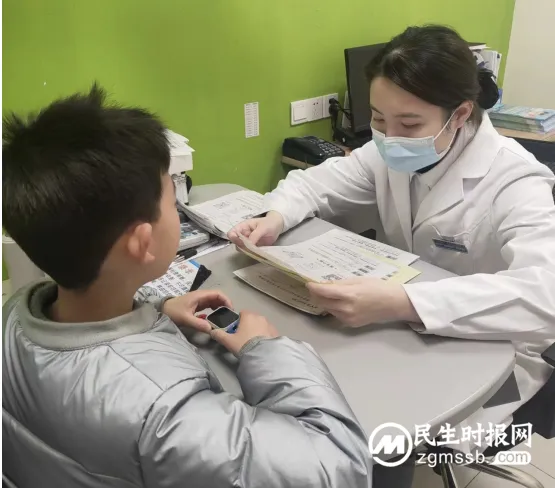 拿着电脑验光单去配镜,近视差点“弄假成真”! 拿着电脑验光单去配镜,近视差点“弄假成真”!