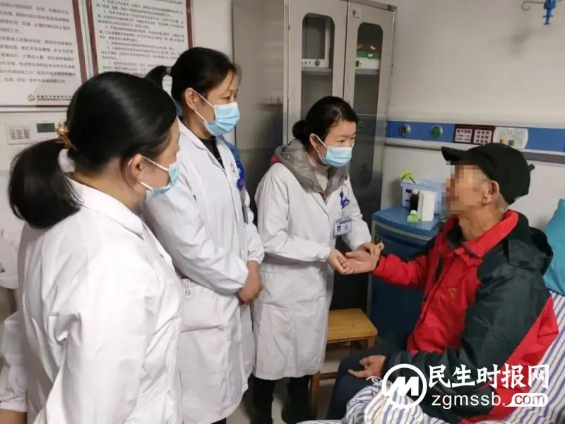 用医者仁心,向下扎根基层——记派驻东坪建设路街道社区卫生服务中心“第一书记”张明明 用医者仁心,向下扎根基层——记派驻东坪建设路街道社区卫生服务中心“第一书记”张明明
