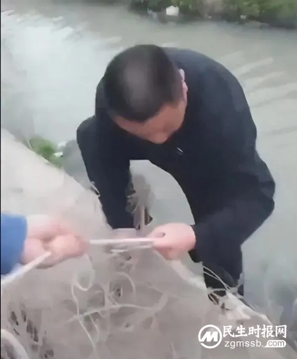 点赞!邯郸磁县这位村支书勇救落水老人