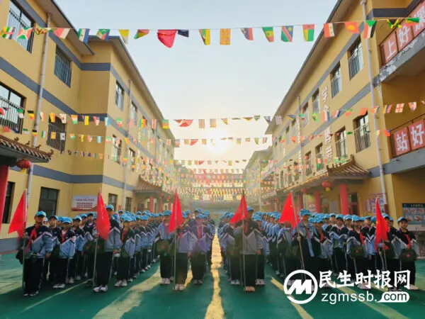 清明祭英烈 丰碑励人心——七色光古赵书苑小学清明节谒陵活动