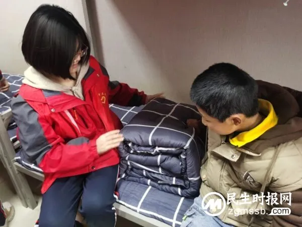 走进特教学校 践行雷锋精神——涉县一中开展志愿服务活动