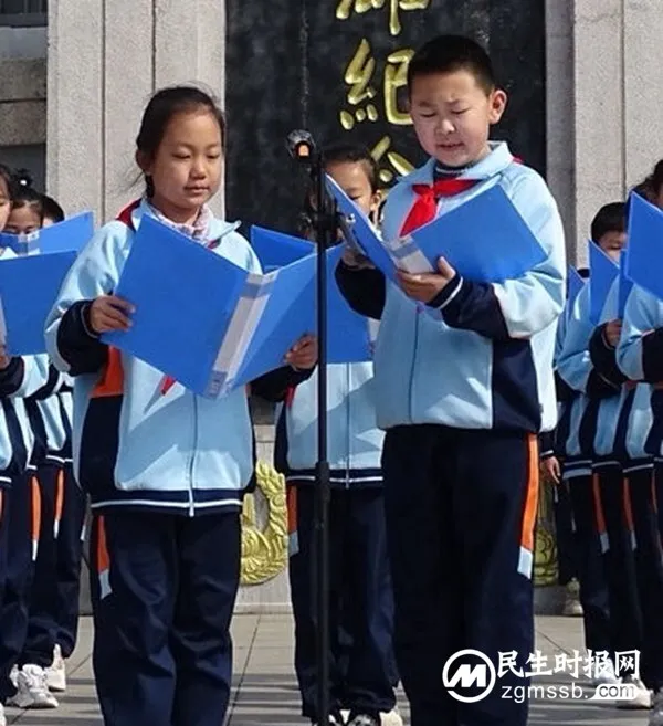 邯郸市丛台区赵都小学开展“缅怀先烈英雄 弘扬中华美德”清明谒陵活动
