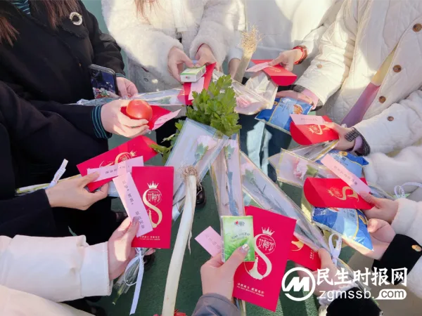 致敬每一个了不起的她——七色光古赵书苑小学开展庆祝“三八”国际妇女节系列活动