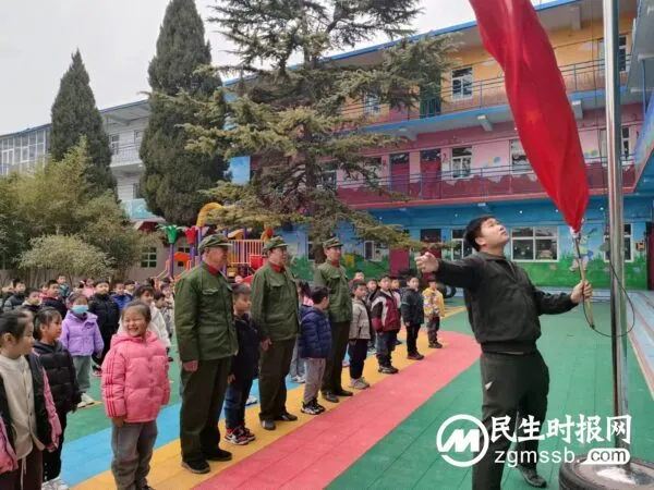 学习雷锋精神 无私奉献他人——雷锋日涉县拥军联合会志愿者在行动