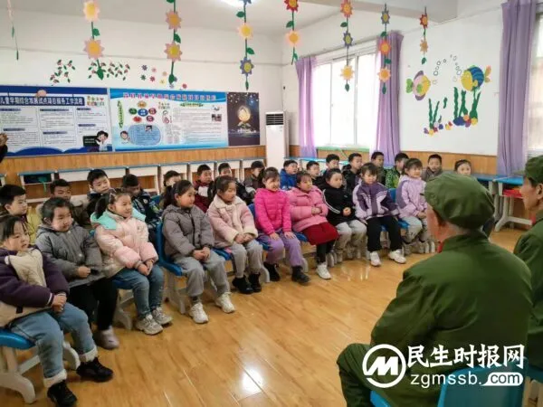 学习雷锋精神 无私奉献他人——雷锋日涉县拥军联合会志愿者在行动