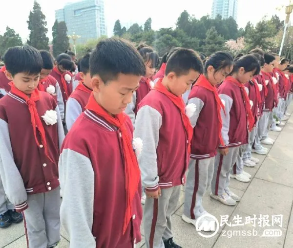 缅怀先烈志 共铸中华魂——丛台区丛阳小学“我们的节日·清明节”谒陵活动