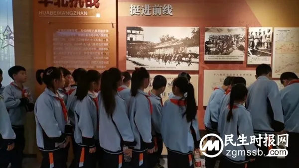 邯郸市丛台区赵都小学开展“缅怀先烈英雄 弘扬中华美德”清明谒陵活动