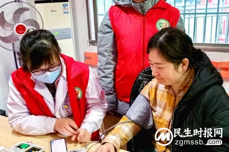 “追锋”之路,看我们“惠景志愿红”! “追锋”之路,看我们“惠景志愿红”!