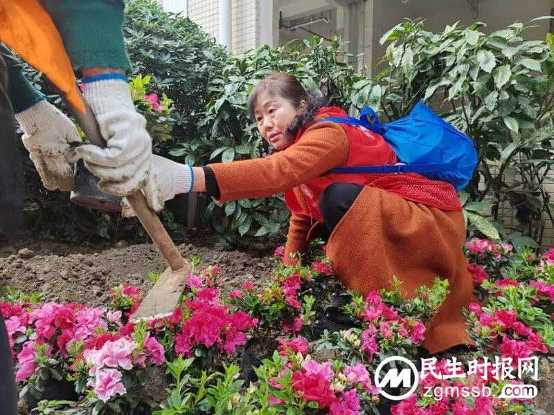 “倡导文明新风,环保你我同行”-上游社区党建结对志愿服务活动 “倡导文明新风,环保你我同行”-上游社区党建结对志愿服务活动