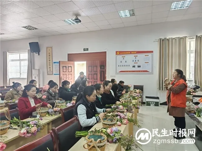 向下扎根促参与·向上生长优环境——三村村草莓集市文创氛围营造项目总结活动 向下扎根促参与·向上生长优环境——三村村草莓集市文创氛围营造项目总结活动