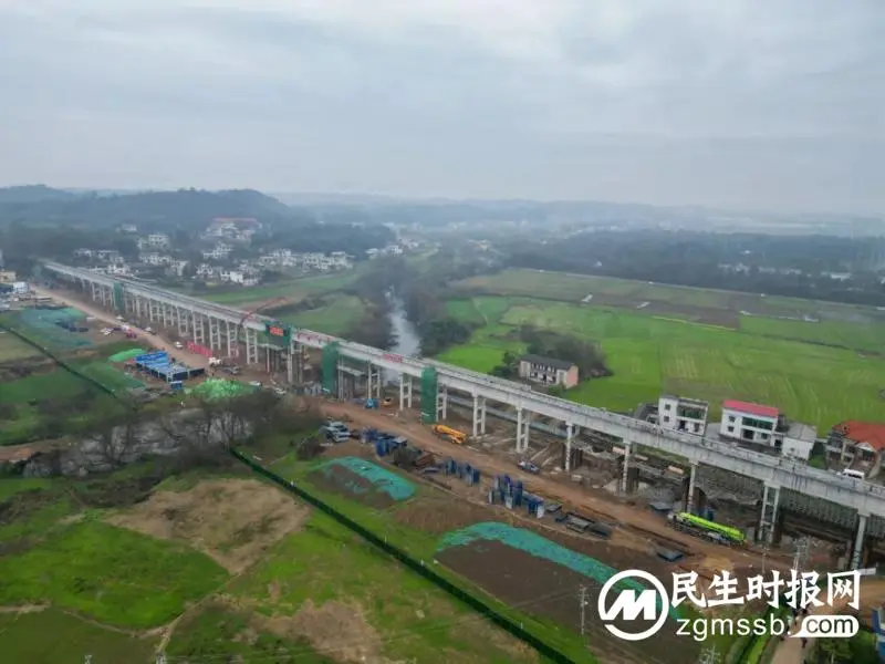 韶山灌区“楠竹长虹”渡槽成功合龙