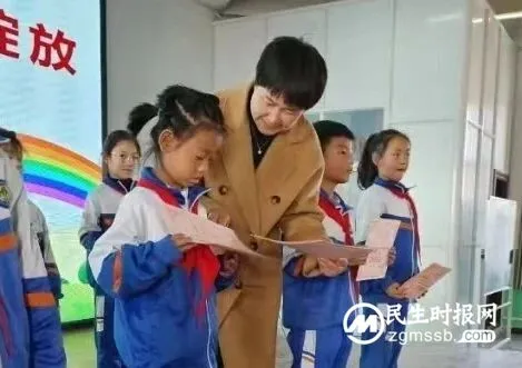 肥乡区中小学召开家长会