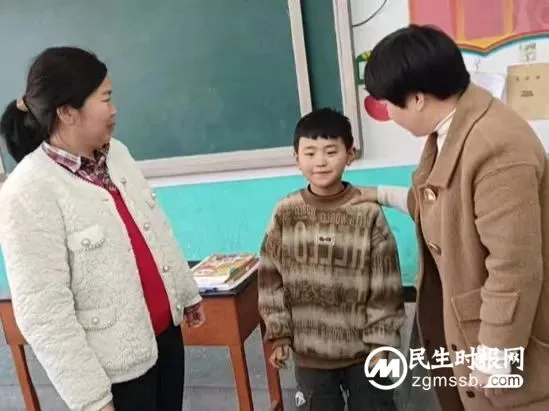 肥乡区中小学召开家长会