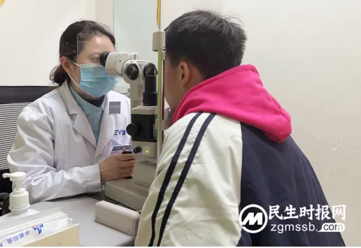 高中生熬夜刷题致眼睛不适,延误治疗拖成眼睑蜂窝织炎! 高中生熬夜刷题致眼睛不适,延误治疗拖成眼睑蜂窝织炎!