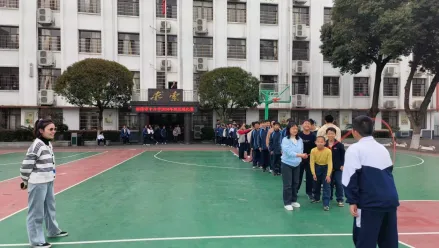 龙舞绳韵,跃动青春 ——湘潭市十六中举行2024年全校跳长绳比赛活动 龙舞绳韵,跃动青春 ——湘潭市十六中举行2024年全校跳长绳比赛活动
