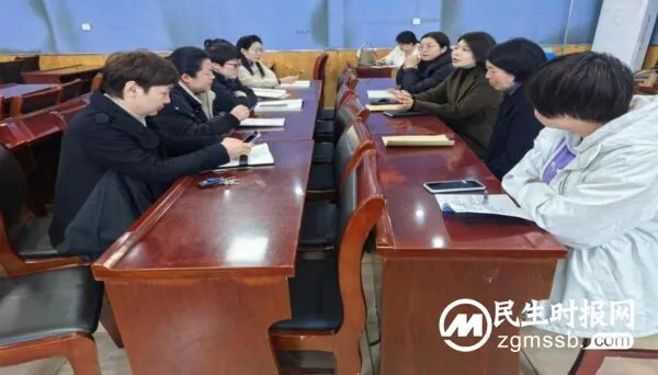 魏县教体局教研室领导到魏县第二小学听评课