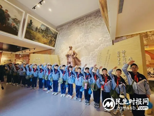 清明祭英烈 丰碑励人心——七色光古赵书苑小学清明节谒陵活动