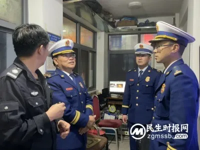 曲靖市消防救援支队机关下沉全员出动快速铺开“千人万店”集中除患攻坚大整治行动
