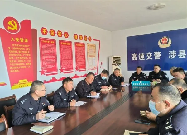 高速交警涉县大队多措并举 保障节日道路畅通