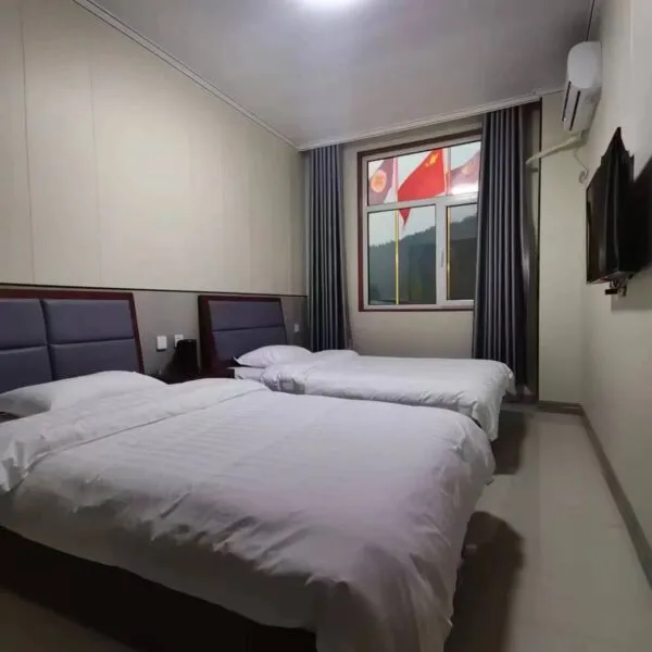乐何山庄游记