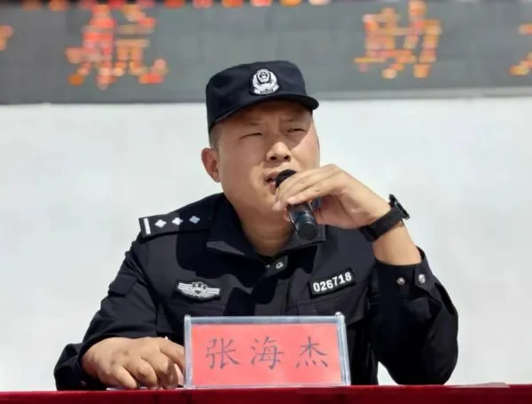 法治护航 助力成长——曲周县依庄乡中学法治教育进校园活动
