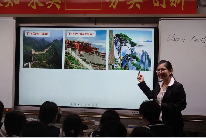 实施“三动”课堂,激发教育活力——记教学开放日语文、数学、英语展示课 实施“三动”课堂,激发教育活力——记教学开放日语文、数学、英语展示课
