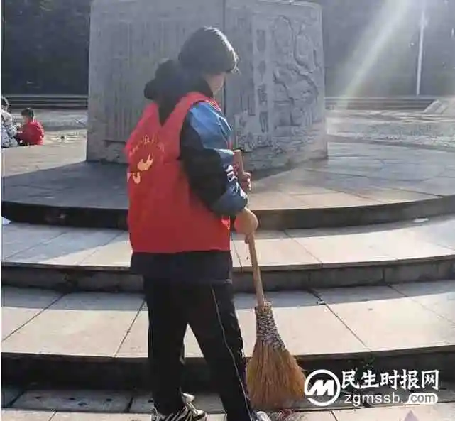 清明祭英烈 奋斗正当时||湘潭市第三中学清明祭英烈活动