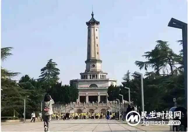 清明祭英烈 奋斗正当时||湘潭市第三中学清明祭英烈活动