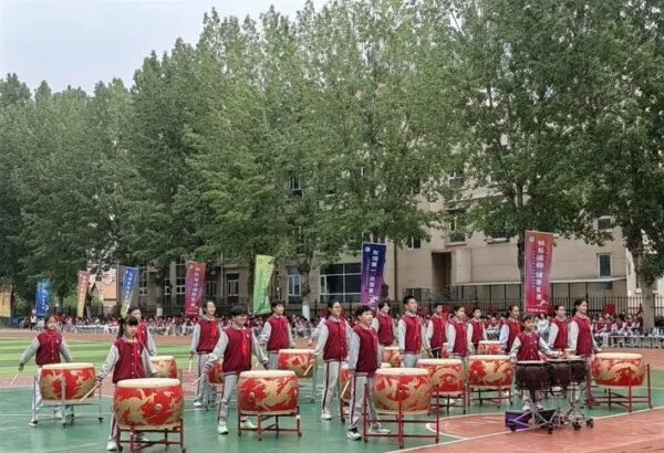 筑梦致未来,一起向前冲——丛阳小学2024年春季田径运动会火爆拉开序幕