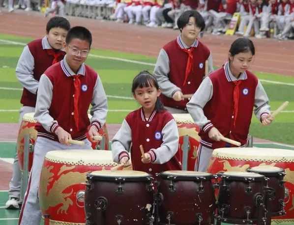 筑梦致未来,一起向前冲——丛阳小学2024年春季田径运动会火爆拉开序幕