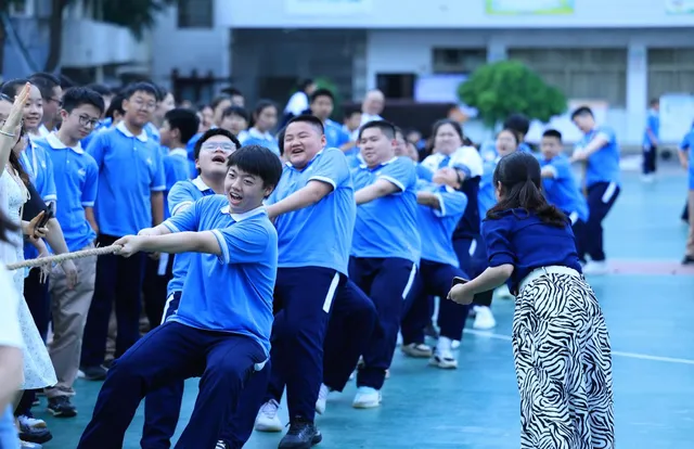 力拔山河 火力全开 —— 湘潭市十六中2024年拔河比赛圆满收官