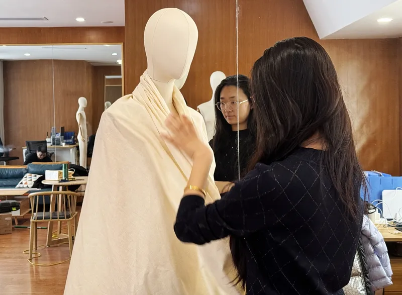 洛阳:一件汉服带火一座城 洛阳:一件汉服带火一座城