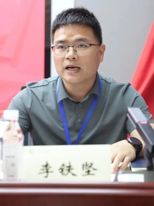 【中心医院·医者红】忆往昔、意将来、熠生辉 【中心医院·医者红】忆往昔、意将来、熠生辉