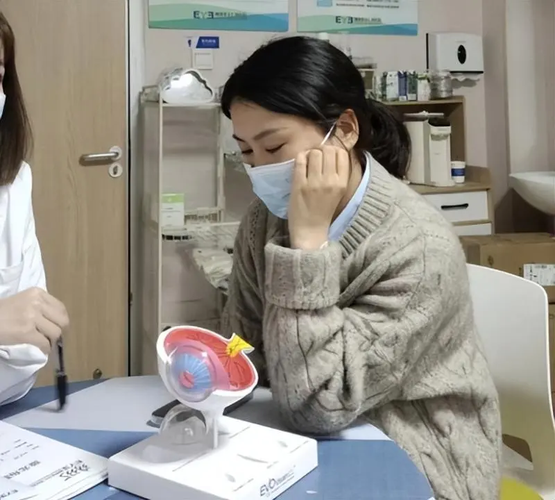 EYE护到底·湘潭护士ICL摘镜,送自己一份特殊的礼物 EYE护到底·湘潭护士ICL摘镜,送自己一份特殊的礼物
