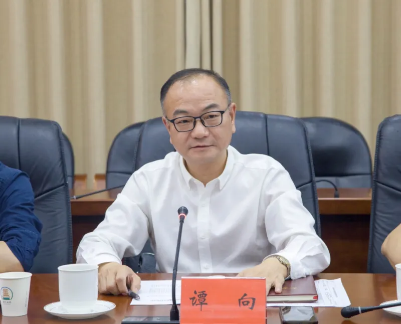 上门服务送政策 把脉问诊开良方 湘潭市资规局与雨湖区会商推进项目用地要素保障 上门服务送政策 把脉问诊开良方 湘潭市资规局与雨湖区会商推进项目用地要素保障