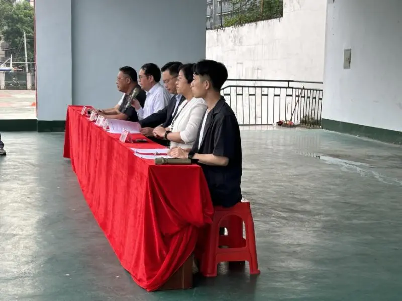 弘扬五四精神 争做时代青年 一一湘机中学举行2024年"五四"表彰大会 弘扬五四精神 争做时代青年 一一湘机中学举行2024年"五四"表彰大会