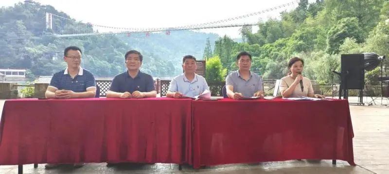 弘扬五四精神 传承创新发展——湘潭市中医医院开展纪念五四运动105周年主题团日活动 弘扬五四精神 传承创新发展——湘潭市中医医院开展纪念五四运动105周年主题团日活动