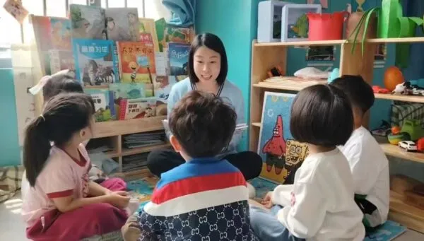 丛台区第四幼儿园：幼儿童年从绘本“悦”读起航