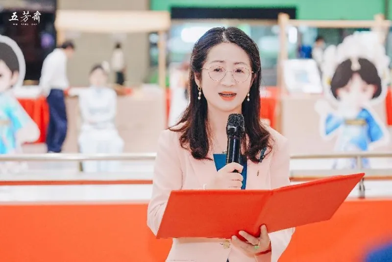 粽香四溢 非遗璀璨丨五芳斋携手杭州萧山国际机场共绘非遗传承新篇章! 粽香四溢 非遗璀璨丨五芳斋携手杭州萧山国际机场共绘非遗传承新篇章!