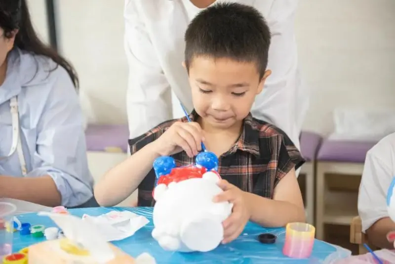不管小孩大人,在县妇幼今天都开心! 不管小孩大人,在县妇幼今天都开心!
