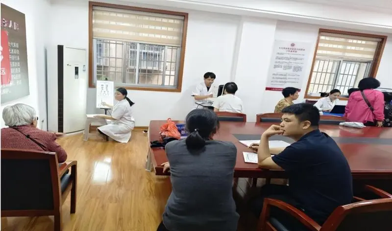 湘潭市老科协联合湘潭爱尔仁和医院 开展2024年“全国科技工作者日”主场公益活动 湘潭市老科协联合湘潭爱尔仁和医院 开展2024年“全国科技工作者日”主场公益活动