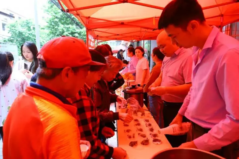 【中医·医者红】端午养生正当时——湘潭市中医医院举办第五届端午养生文化节 【中医·医者红】端午养生正当时——湘潭市中医医院举办第五届端午养生文化节