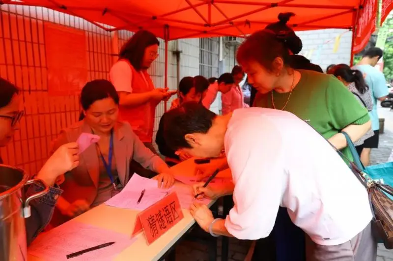 【中医·医者红】端午养生正当时——湘潭市中医医院举办第五届端午养生文化节 【中医·医者红】端午养生正当时——湘潭市中医医院举办第五届端午养生文化节