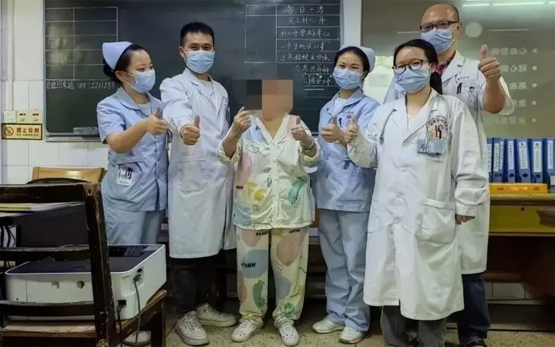 【中医·医者红】“年龄不是问题”——中西结合为82岁急性脑梗患者保驾护航 【中医·医者红】“年龄不是问题”——中西结合为82岁急性脑梗患者保驾护航