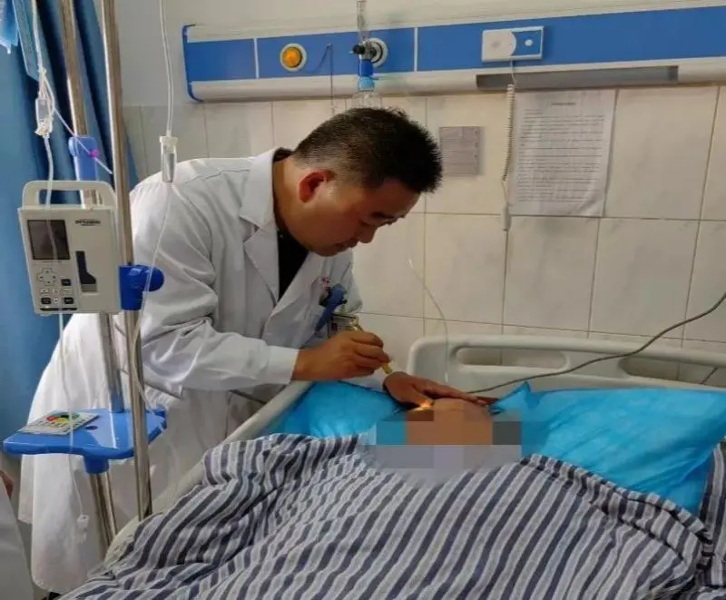 【中医·医者红】“年龄不是问题”——中西结合为82岁急性脑梗患者保驾护航 【中医·医者红】“年龄不是问题”——中西结合为82岁急性脑梗患者保驾护航