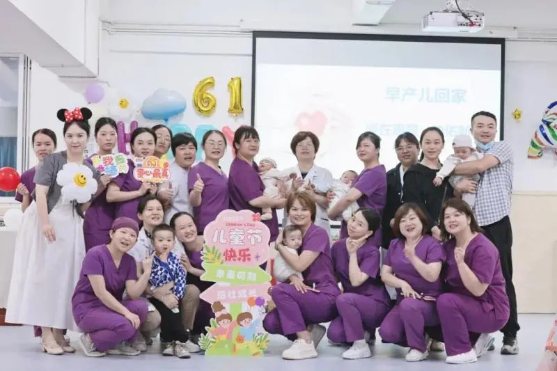 危重新生儿重生的“摇篮”——记湘潭市危重新生儿救治中心、湘潭市中心医院新生儿科 危重新生儿重生的“摇篮”——记湘潭市危重新生儿救治中心、湘潭市中心医院新生儿科